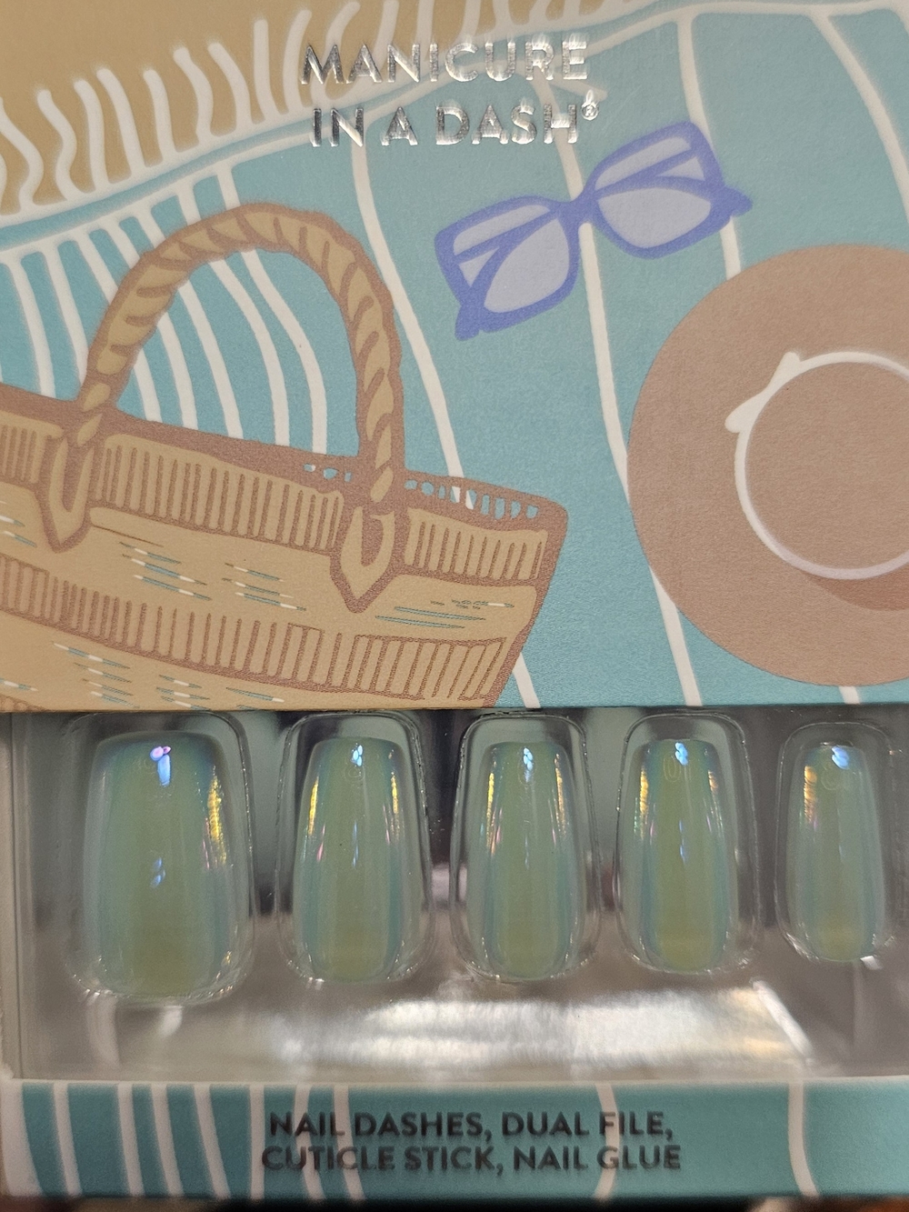 Manicure In A Dash Green Iridescent Press-On Nails